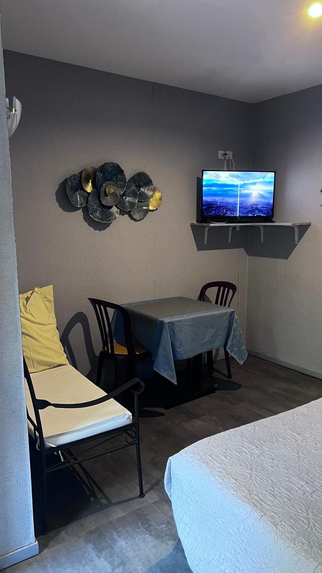 La Chaumiere Hotel Agde Buitenkant foto