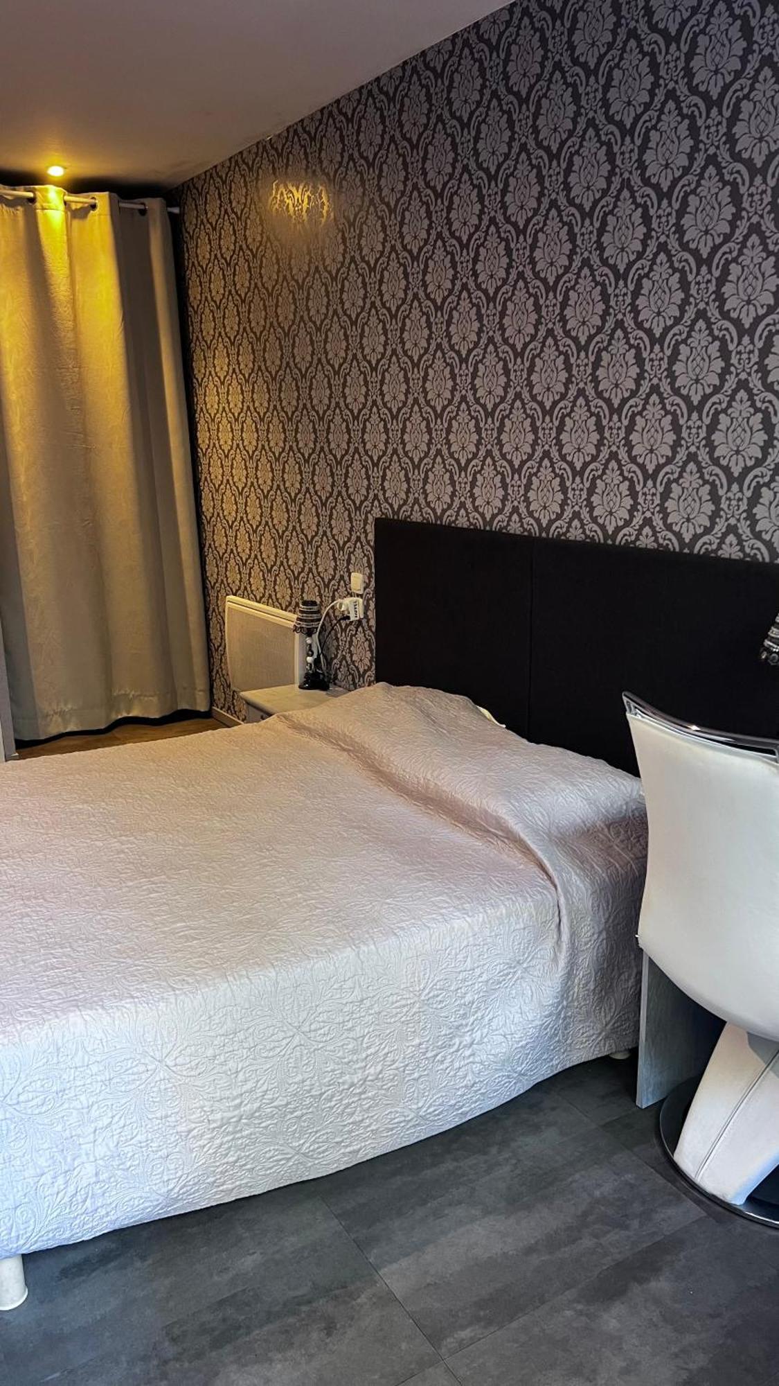 La Chaumiere Hotel Agde Buitenkant foto